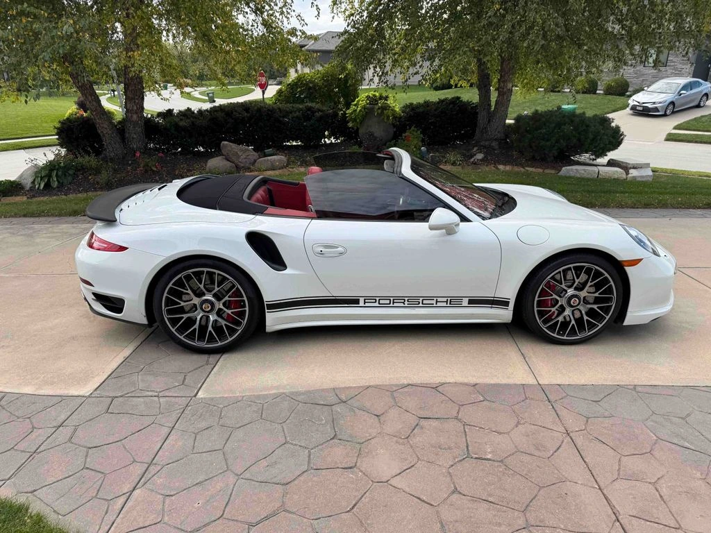 2015 Porsche 911 Turbo