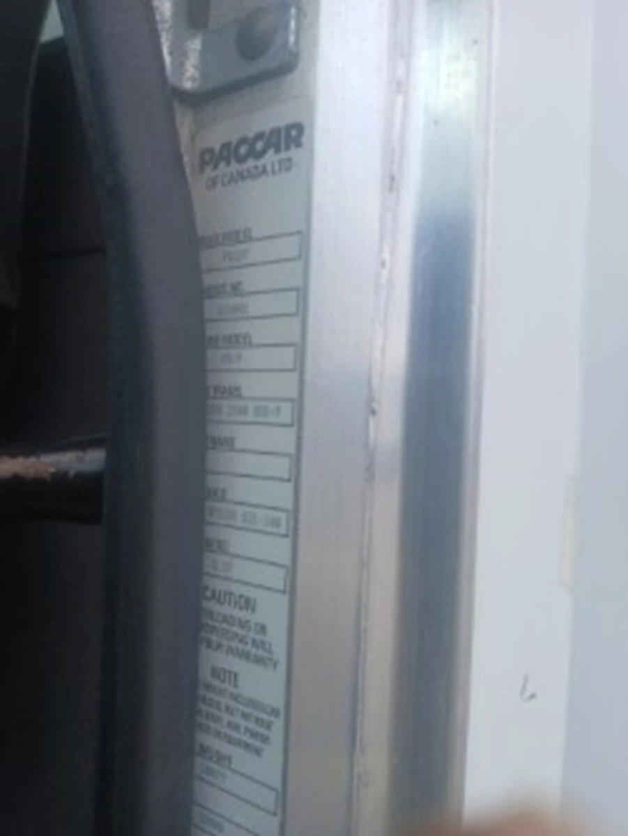 2020 Peterbilt 337 - image 9