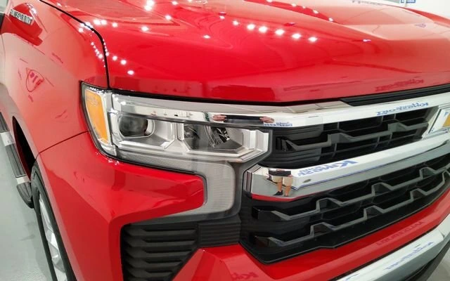 2022 Chevrolet Silverado 1500 LT - Photo 7