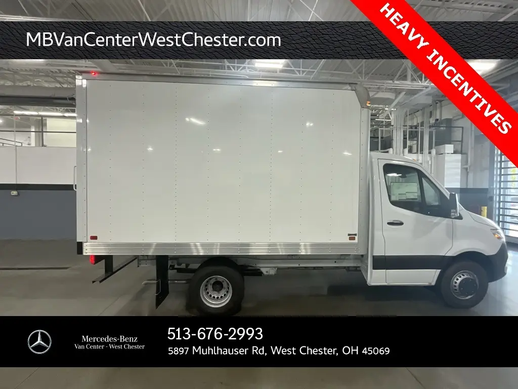 2024 Mercedes-Benz Sprinter Cab Chassis Base's photo