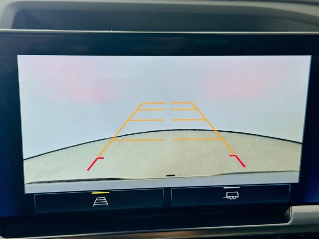 2023 Chevrolet Silverado 1500 LT - Photo 16