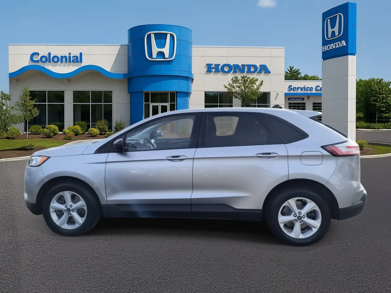 2022 Ford Edge SE photo 5