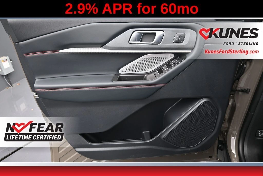 2026 Ford Explorer ST - Photo 11