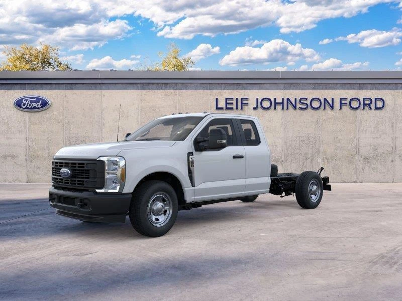 2026 Ford F-350 Super Duty Chassis Cab