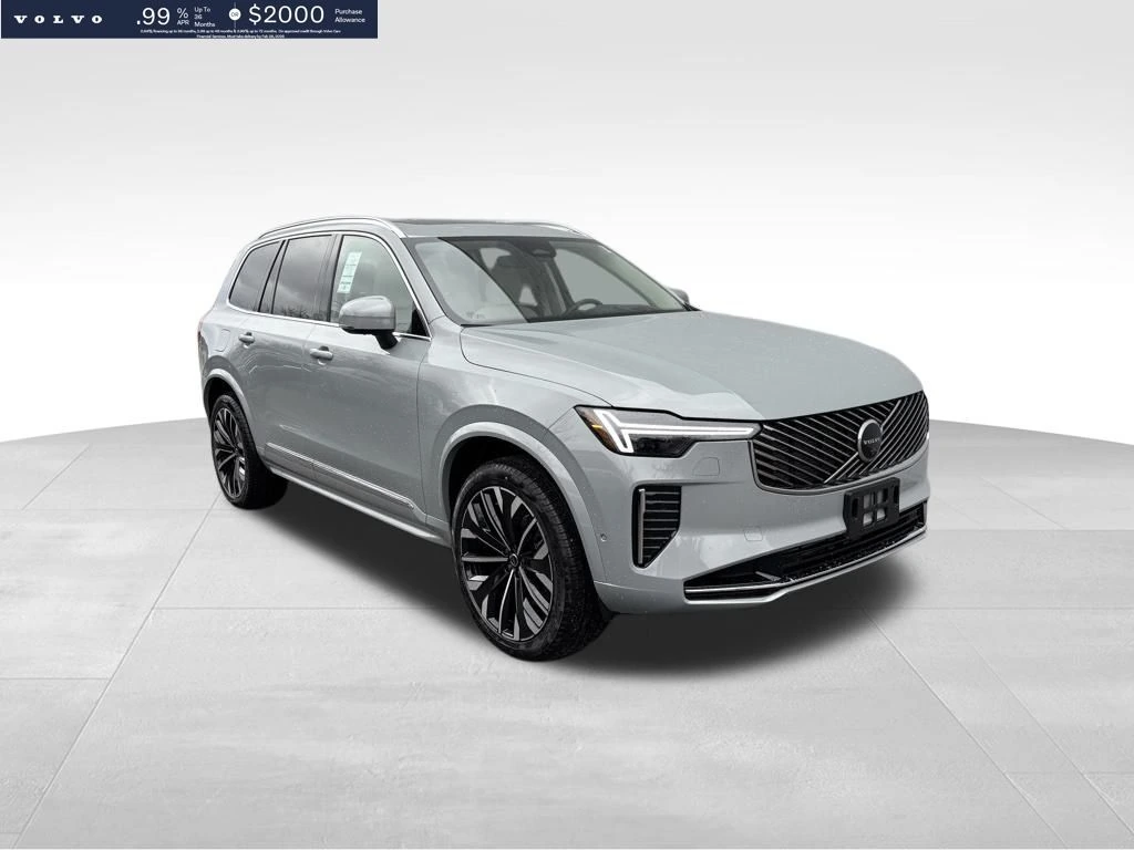 2026 Volvo - image 7