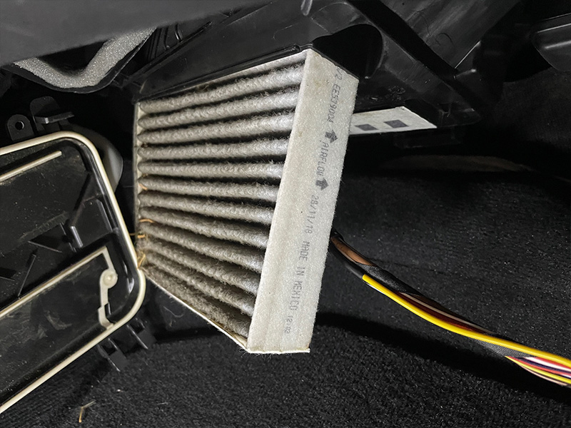 Warning signs your BMW may need a Cabin Air Filter service