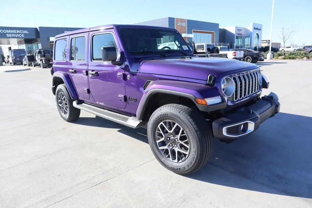 2026 Jeep Wrangler 4-Door Sahara's photo
