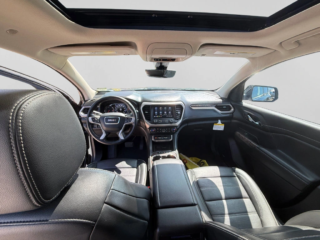 2023 GMC Acadia Denali - Photo 23