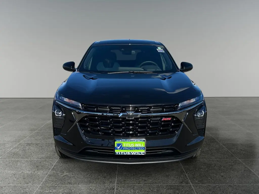 2026 Chevrolet Trax photo 2