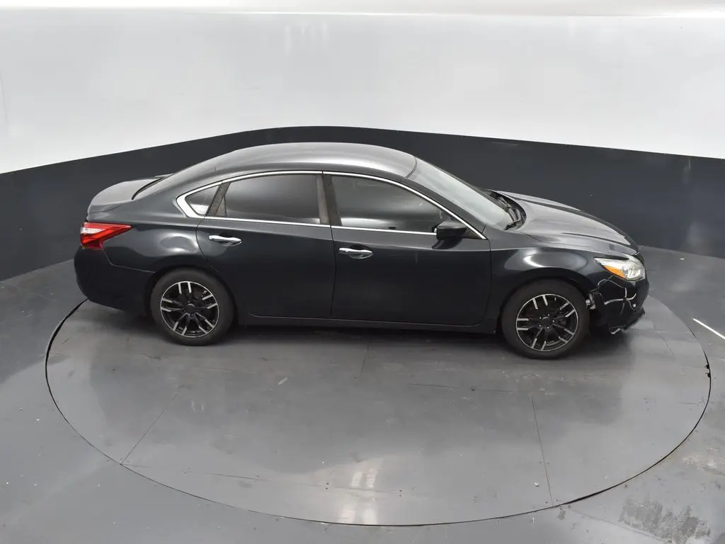 2016 Nissan Altima 2.5 S photo 31