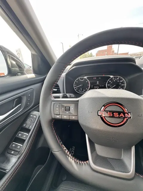 2026 Nissan Rogue SV photo 15