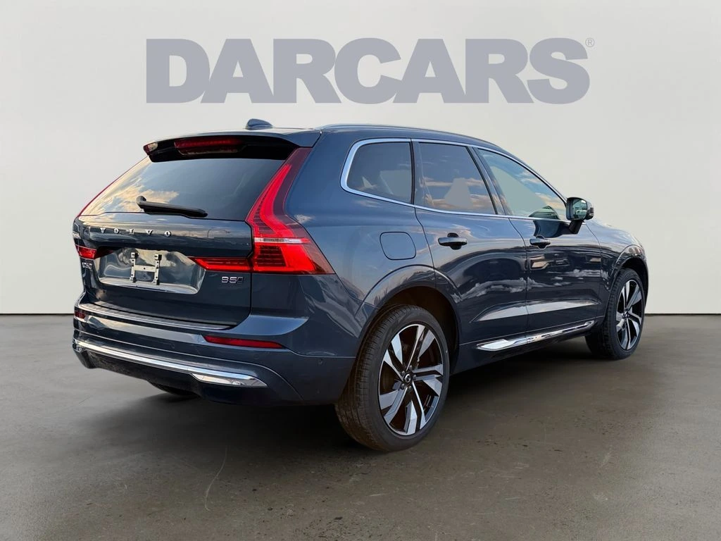 2023 Volvo - image 6