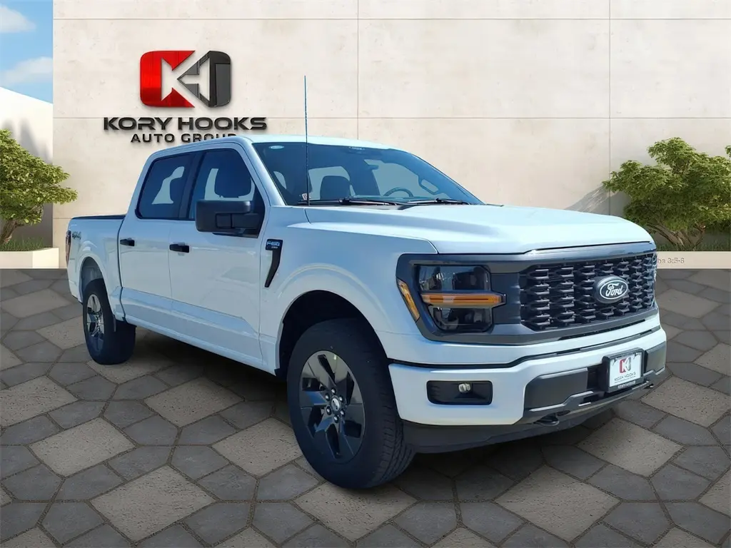 2025 Ford F-150 STX photo 4