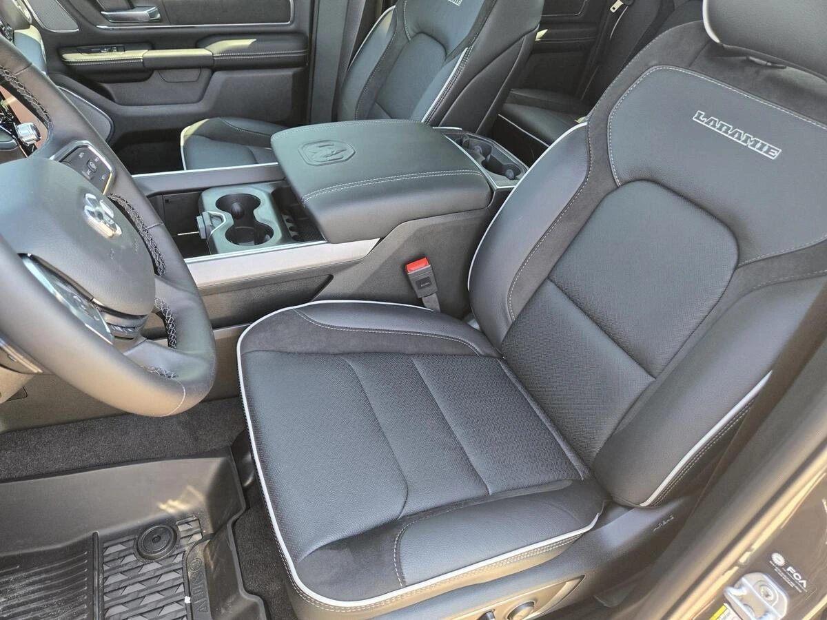 2026 RAM 1500 Laramie - Photo 21