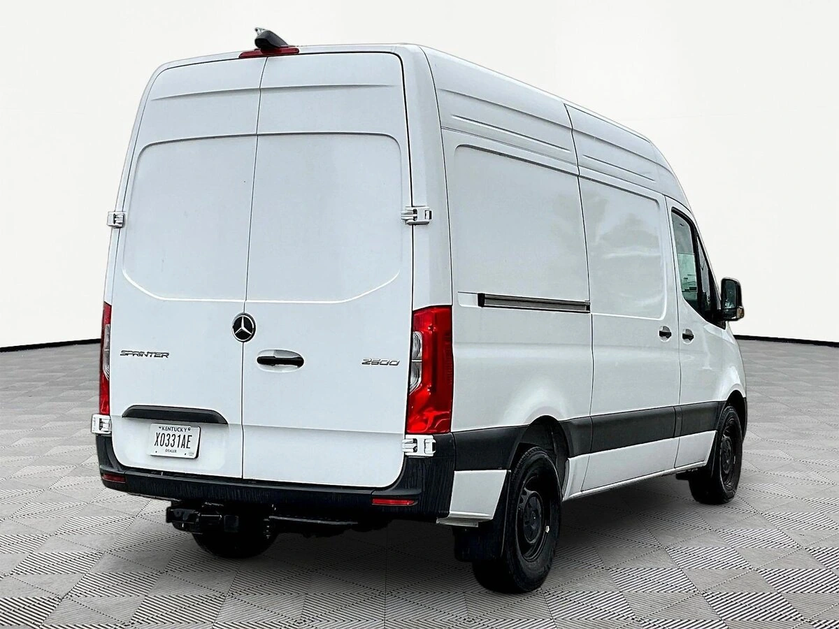 2025 Mercedes-Benz Sprinter Cargo Van Base - Photo 6