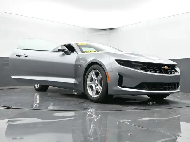 2023 Chevrolet Camaro 1LT photo 57