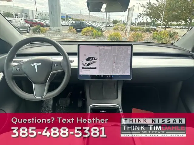 2022 Tesla Model Y Long Range photo 12
