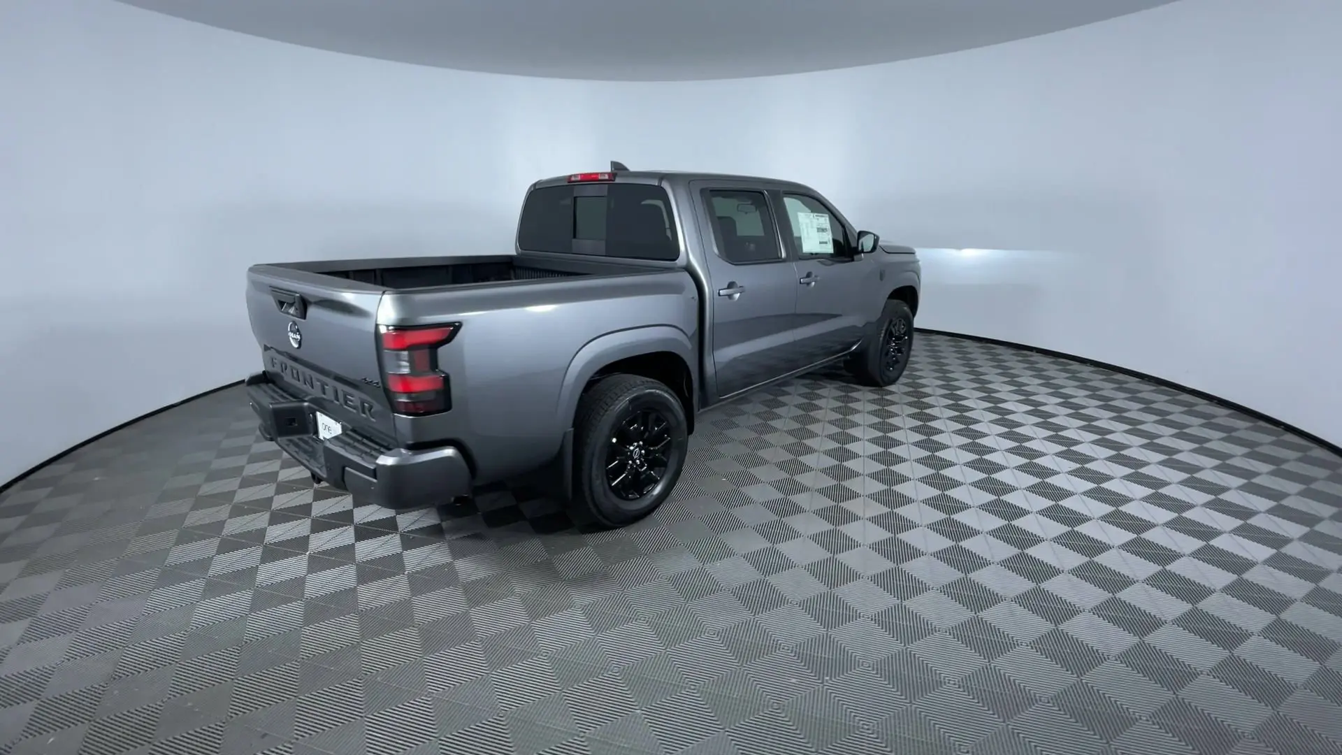 2026 Nissan Frontier Crew Cab SV photo 8