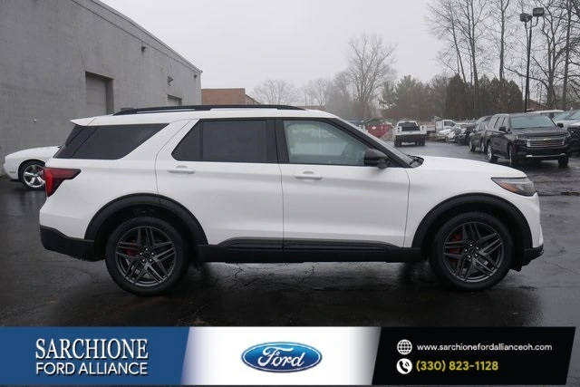 2026 Ford Explorer ST's photo