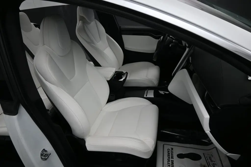 2019 Tesla Model X Long Range photo 42