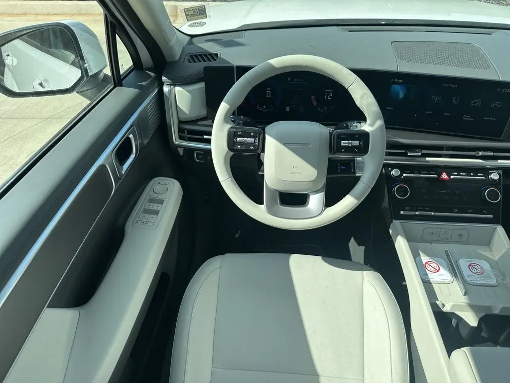 2026 Hyundai Santa Fe SE photo 21