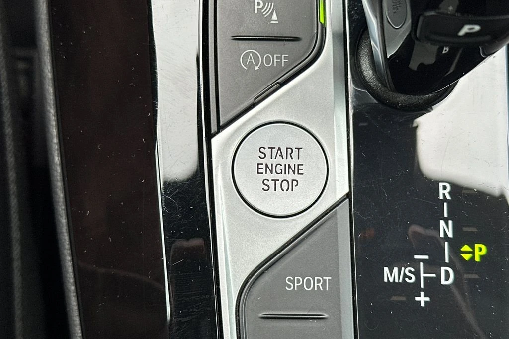 2025 BMW X4 30i - Photo 23