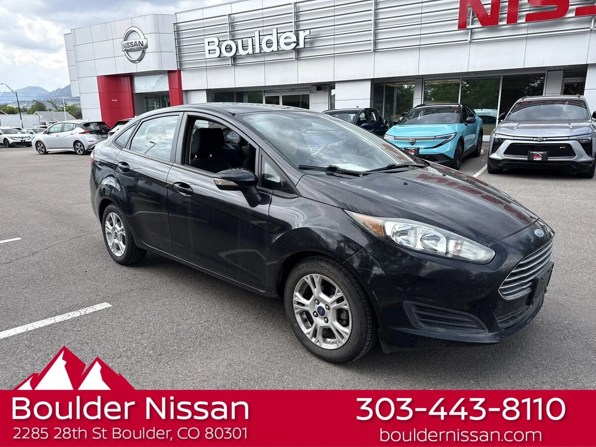 2014 Ford Fiesta SE Sedan's photo