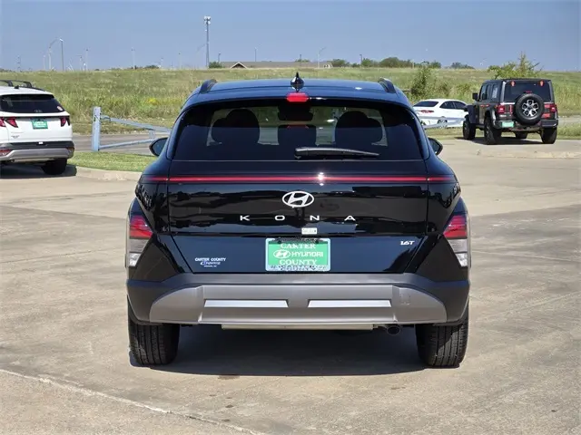 2026 Hyundai Kona SEL photo 6