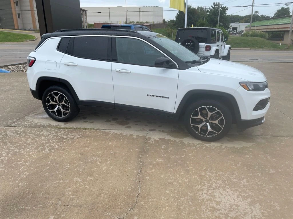 2025 Jeep Compass Limited - Photo 6