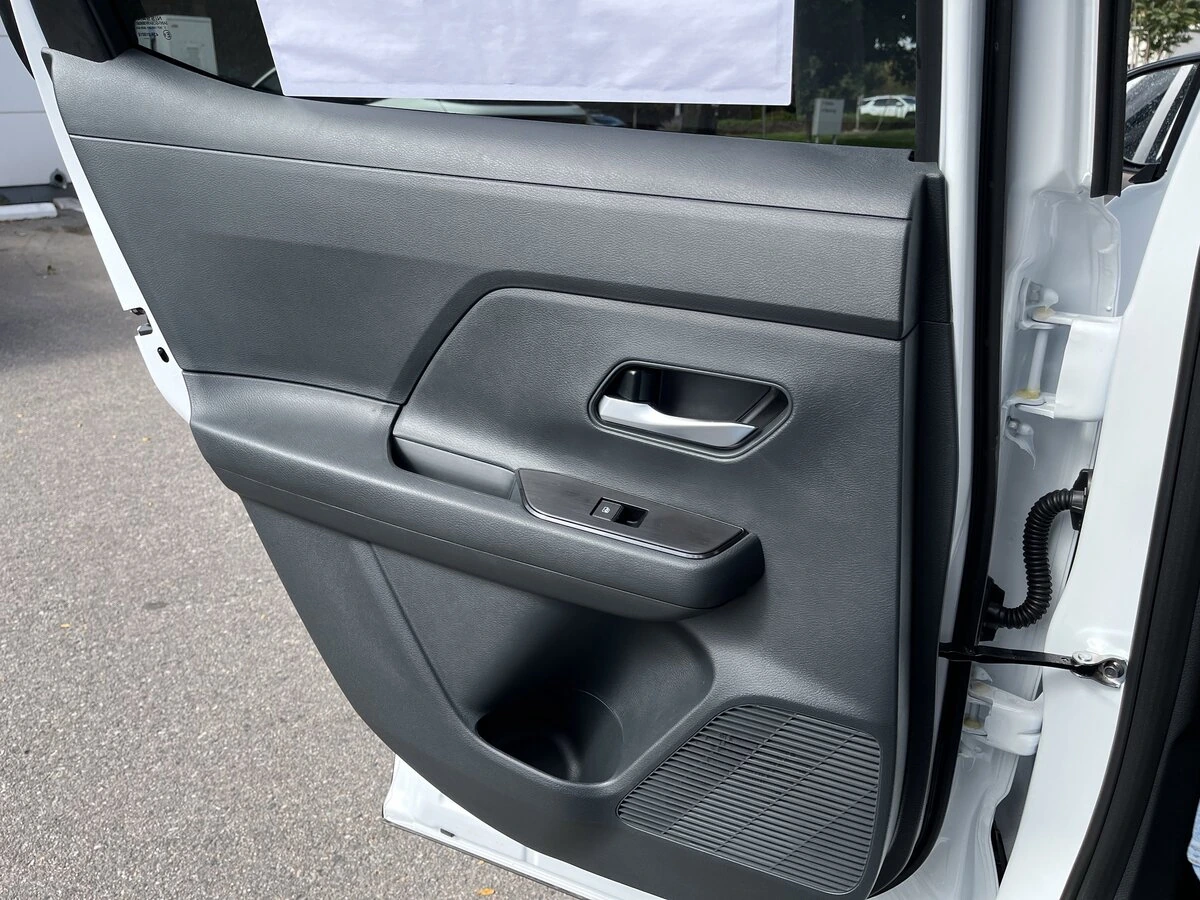 2026 Nissan KICKS SV AWD - Photo 25