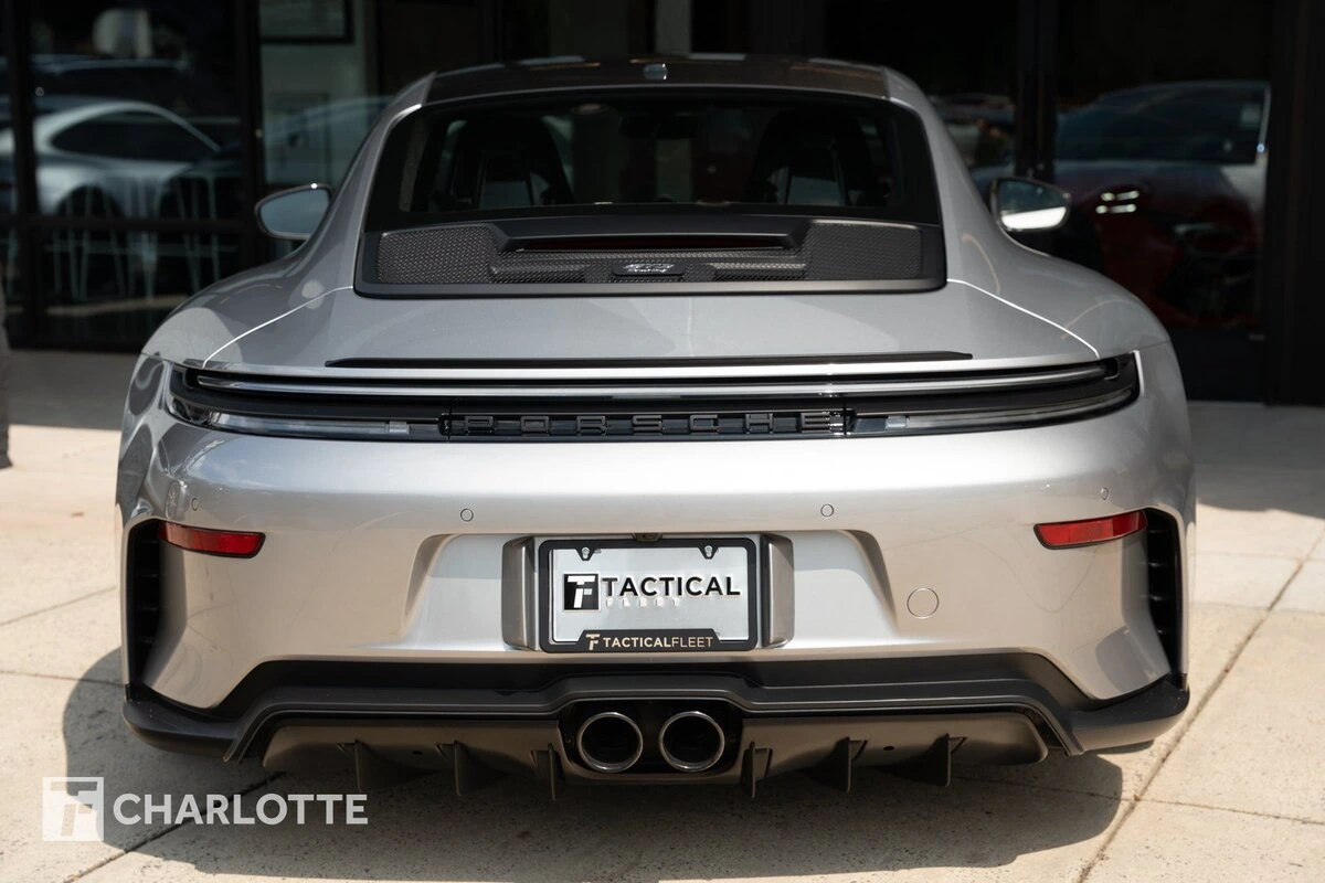2026 Porsche 911 GT3 Touring Package - Photo 16