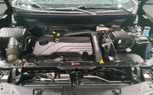 2023 Chevrolet Equinox LS - Photo 14