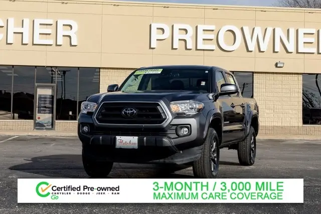 2022 Toyota Tacoma SR5's photo