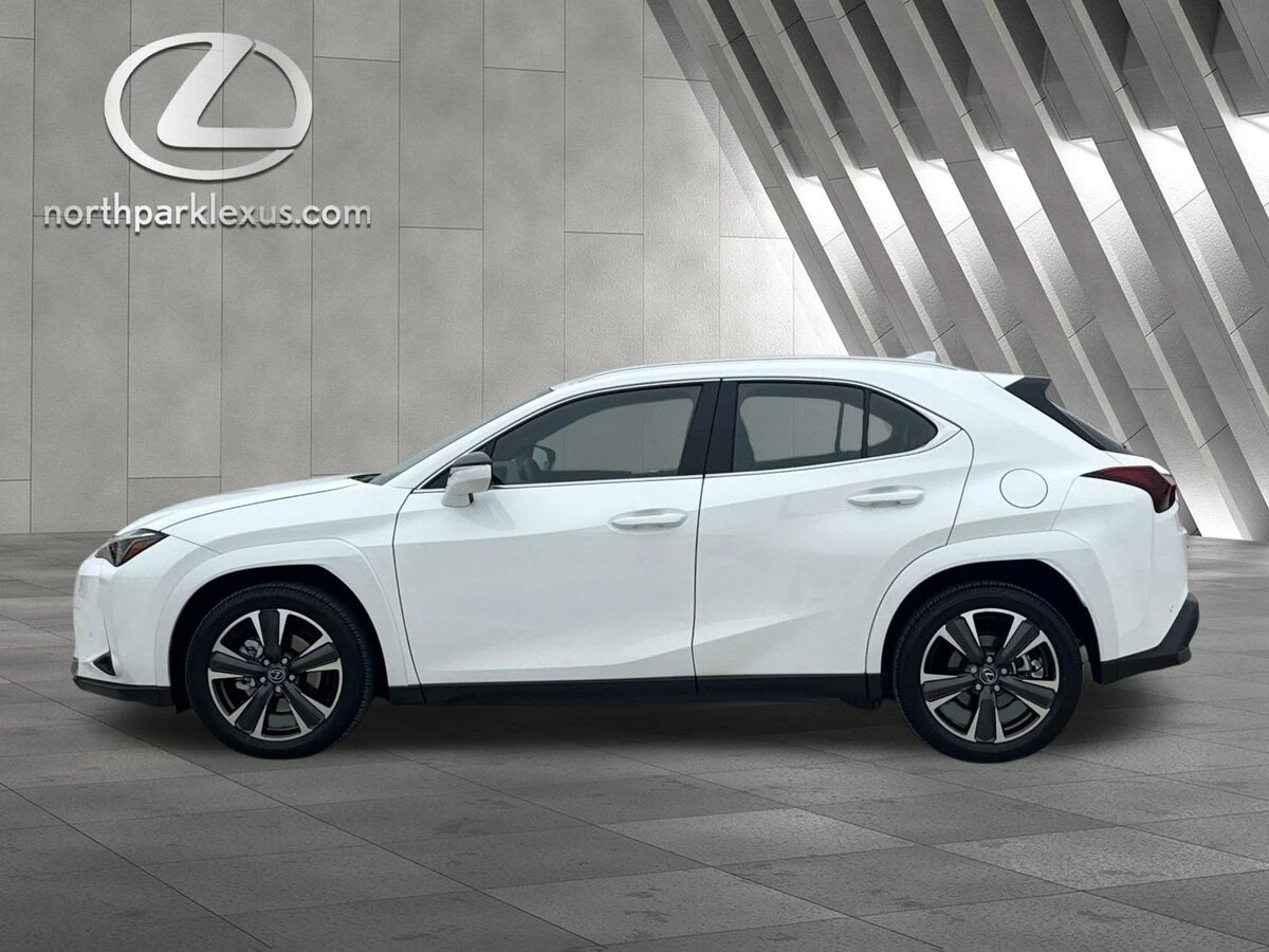 2026 Lexus UX Hybrid