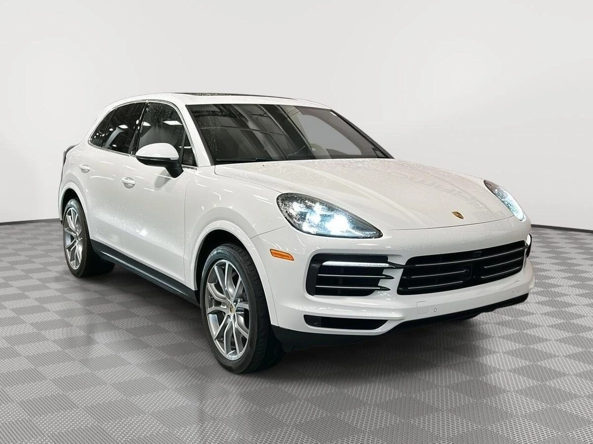 2021 Porsche Cayenne -'s photo
