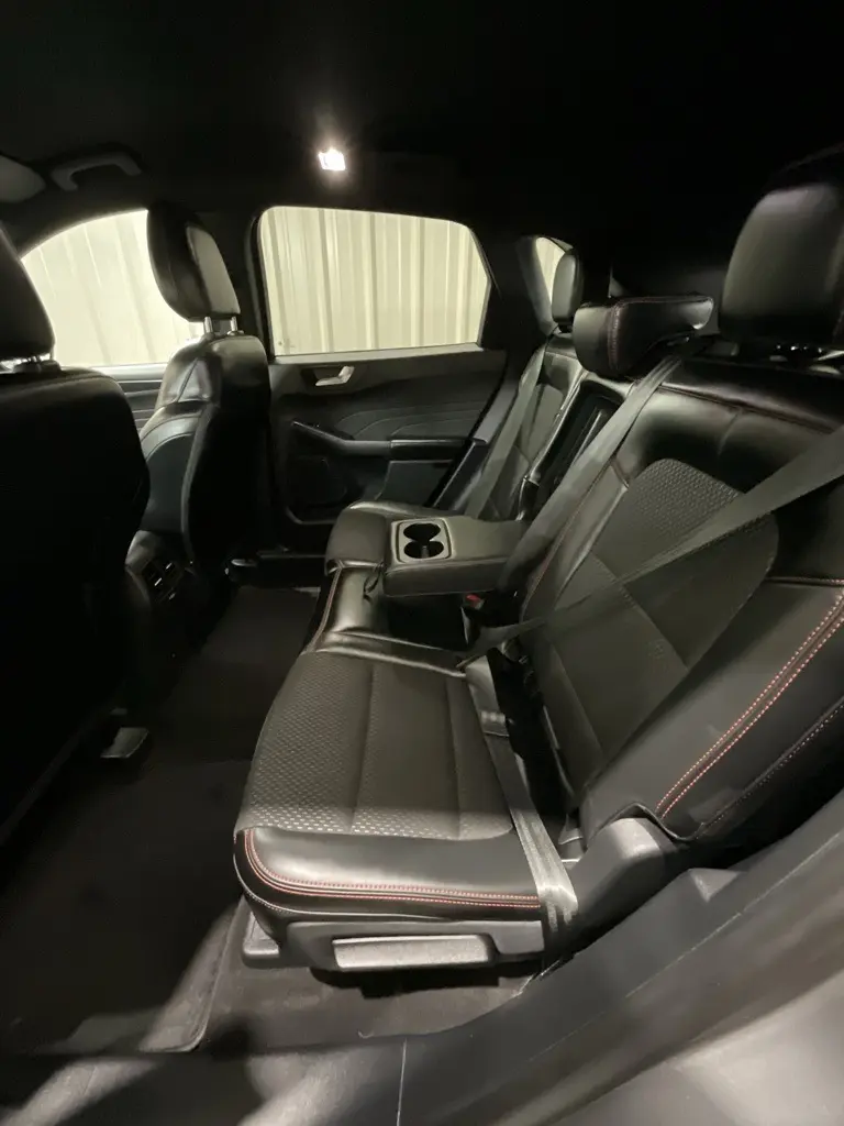 2025 Ford Escape ST-Line photo 10