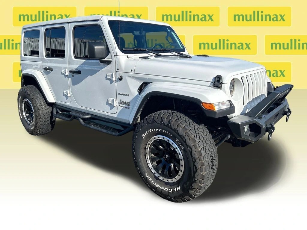 2022 Jeep Wrangler Sahara's photo