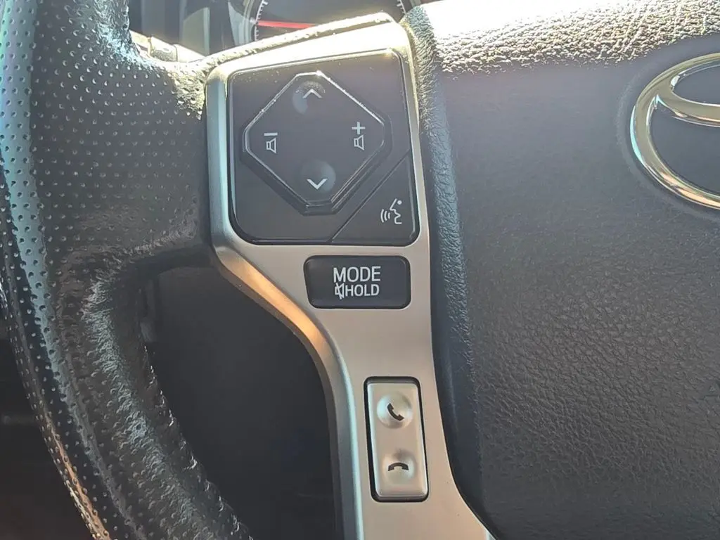 2023 Toyota 4Runner Limited photo 31