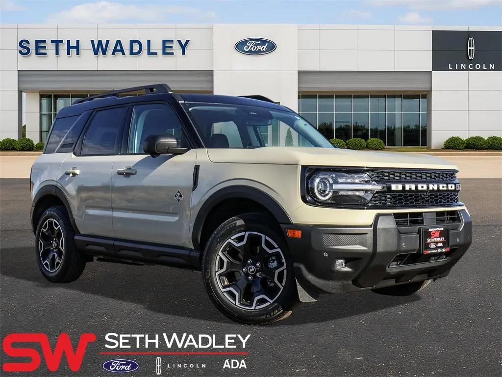 2025 Ford Bronco Sport Outer Banks's photo