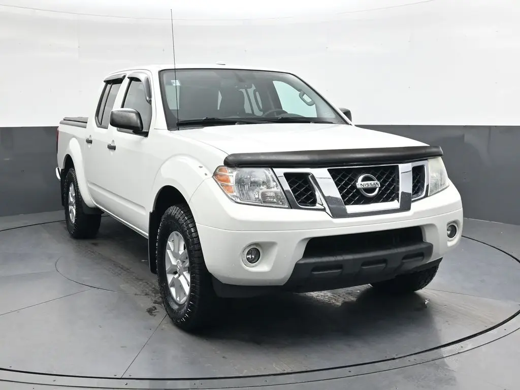 2017 Nissan Frontier SV's photo