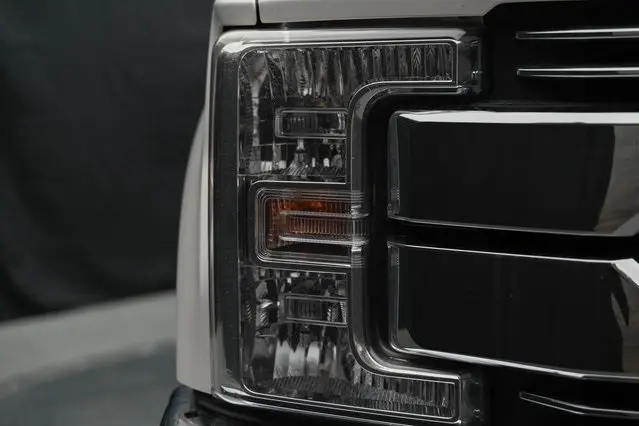 2017 Ford F-250 photo 4