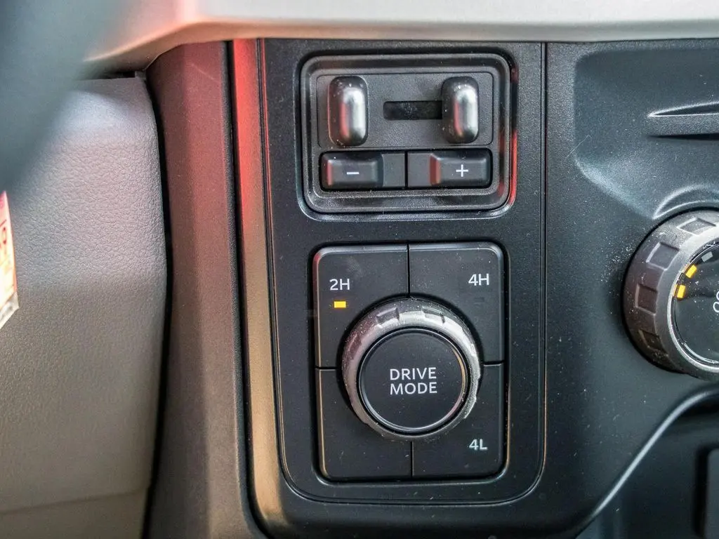 2025 Ford F-450 XLT photo 30
