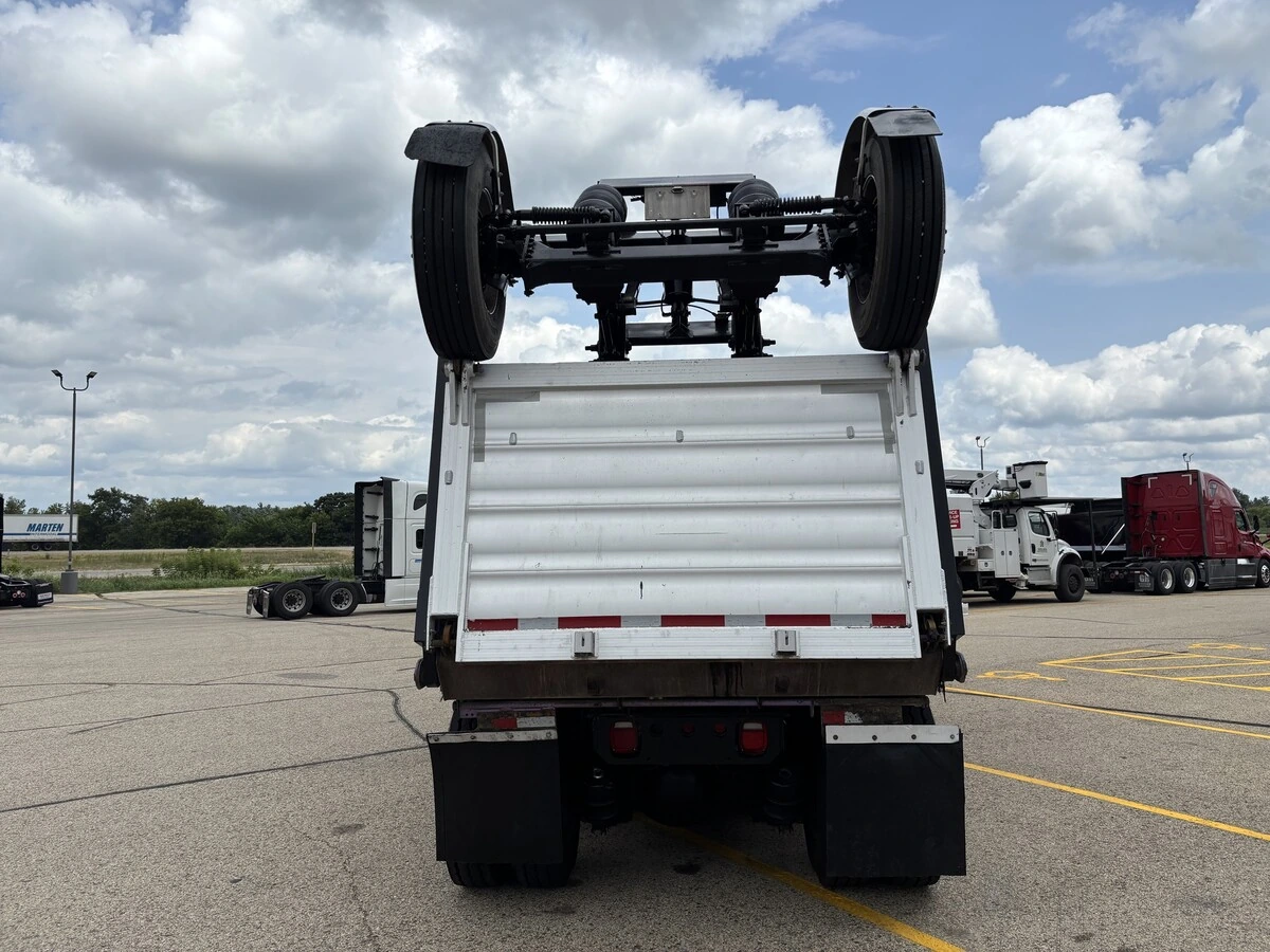 2020 Western Star 4700 — photo 6