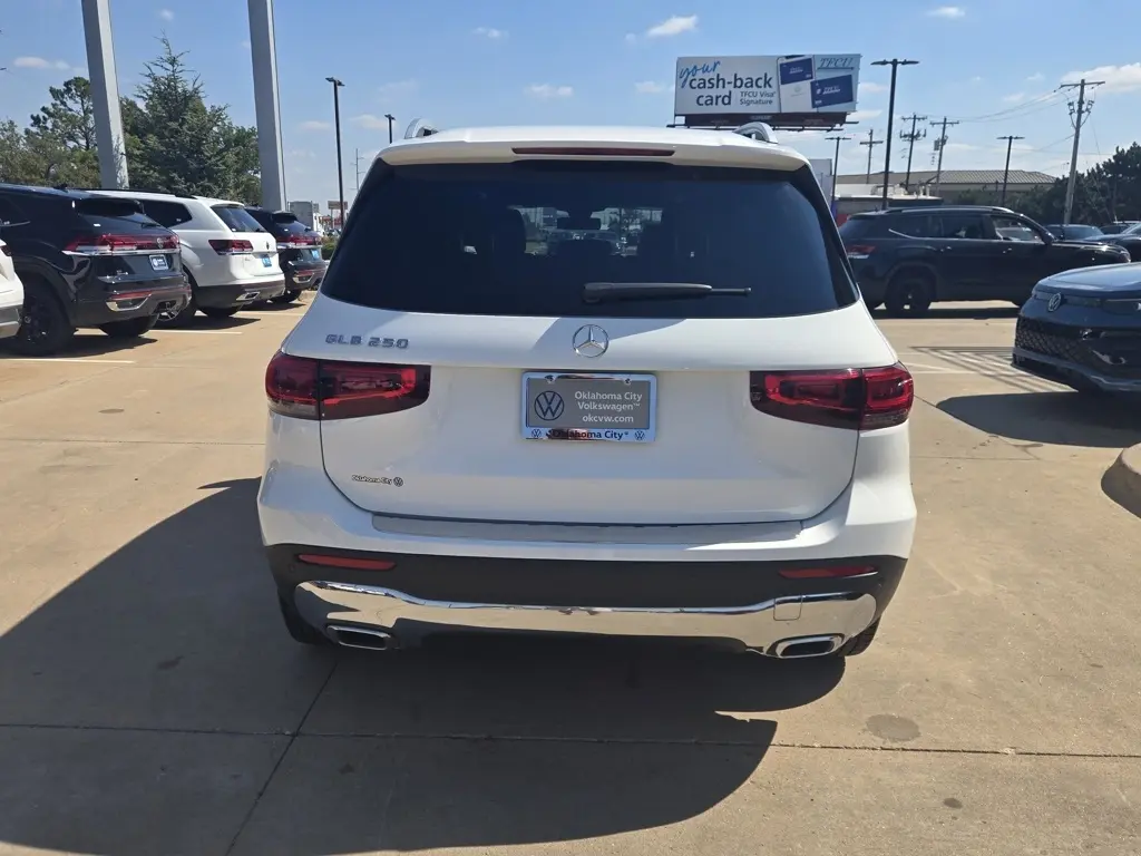 2020 Mercedes Benz GLB 250 photo 6