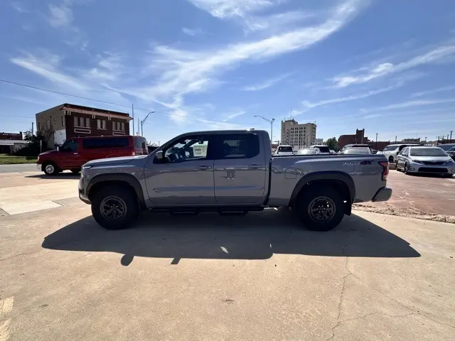 2026 Nissan Frontier PRO-4X photo 5