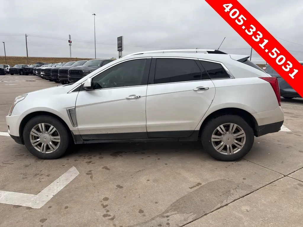 2016 Cadillac SRX Luxury photo 3