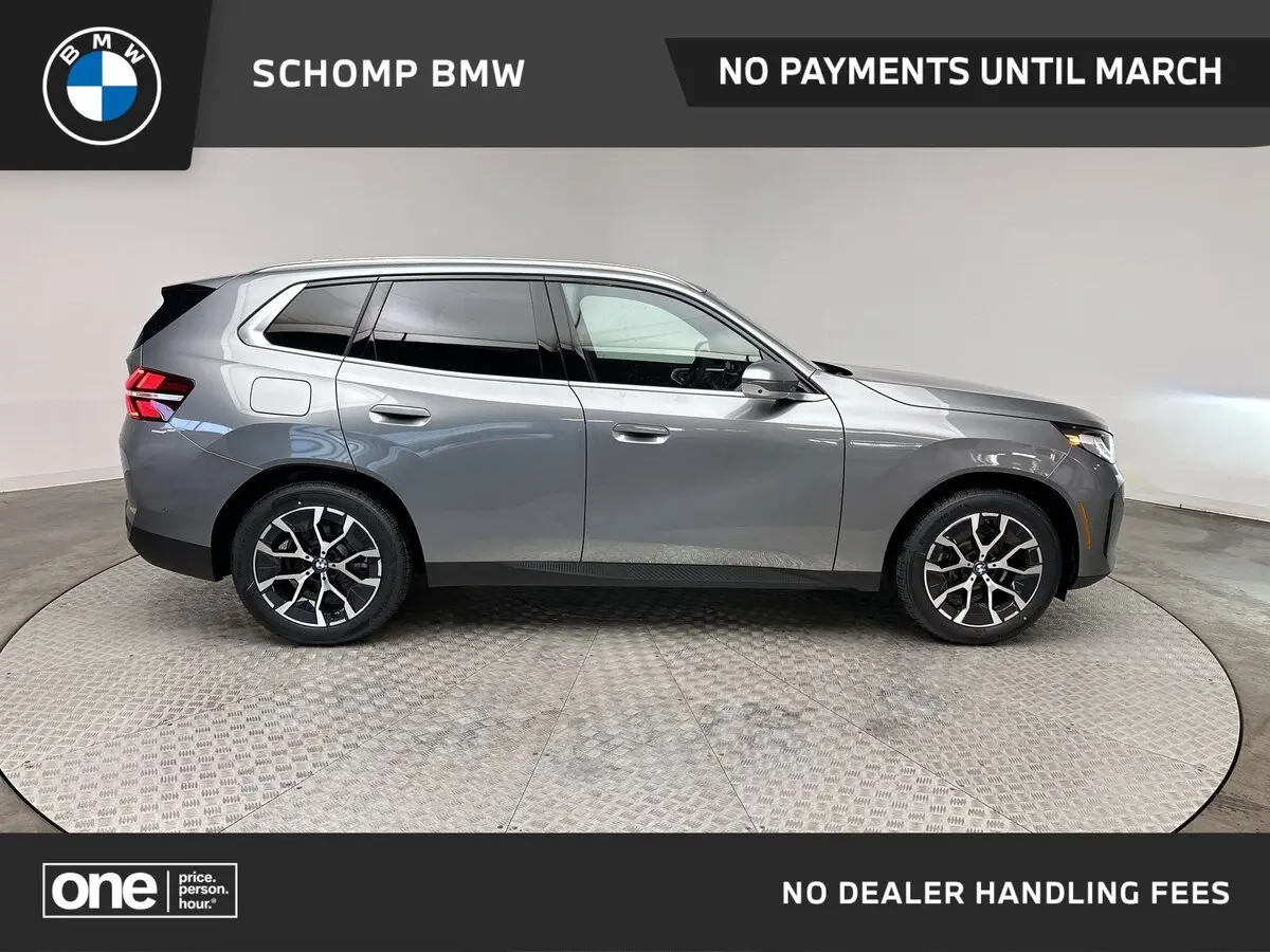 2026 BMW X3 30's photo