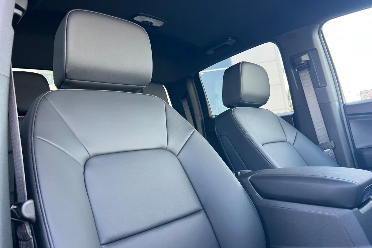 2026 Chevrolet Colorado Work Truck - Photo 18