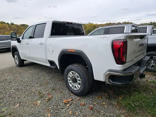 2026 Gmc Sierra HD SLE photo 3
