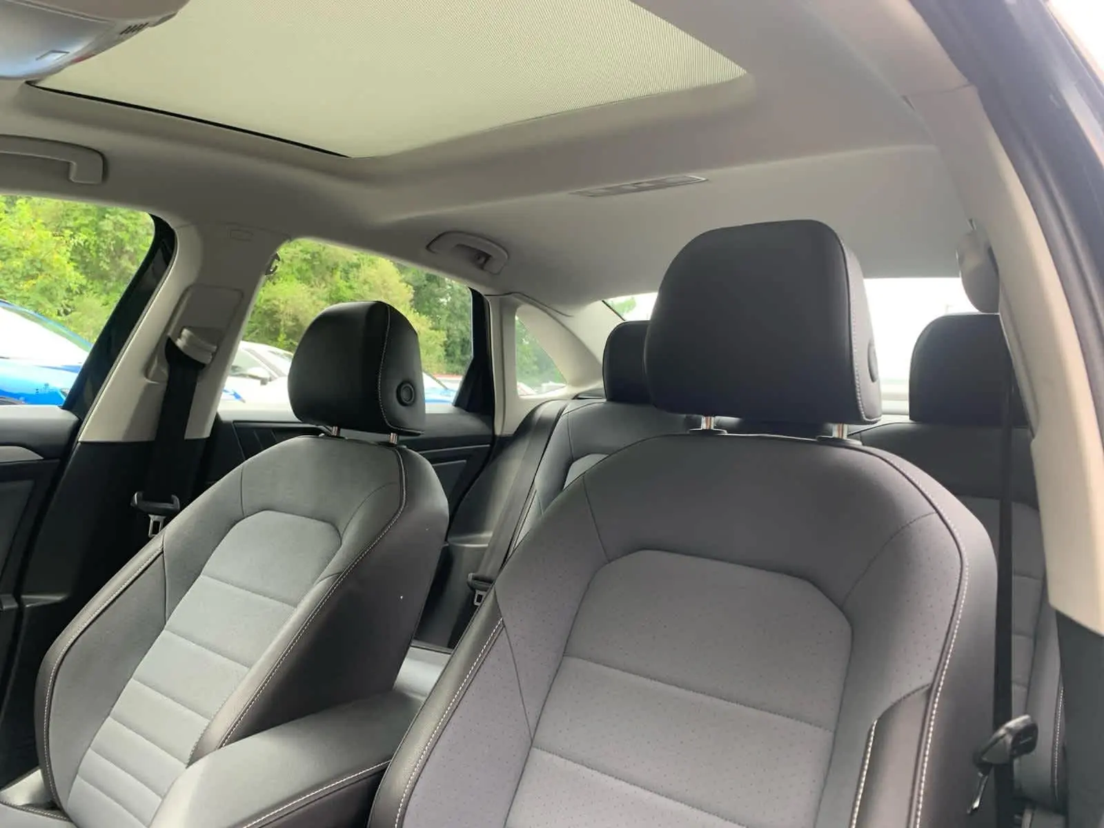 2025 Volkswagen Jetta SE photo 13